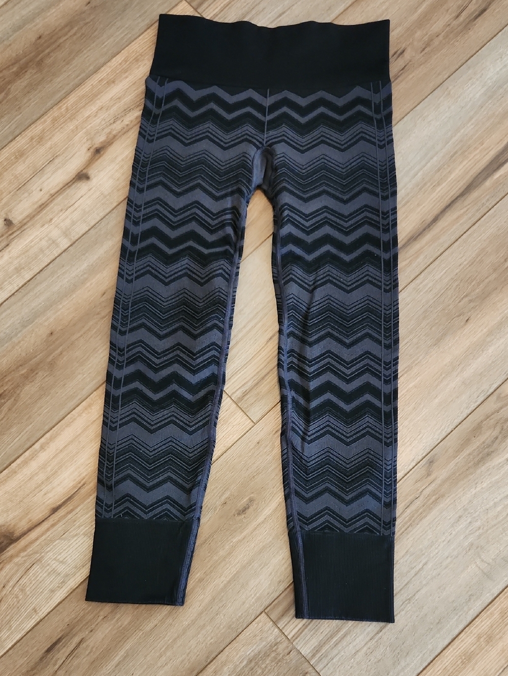 lululemon Ebb to  Street Joggers Women's Size 6 Slate Chevron Gray Leggings